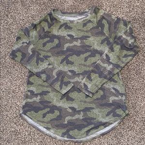 Camo soft and sexy shirt.